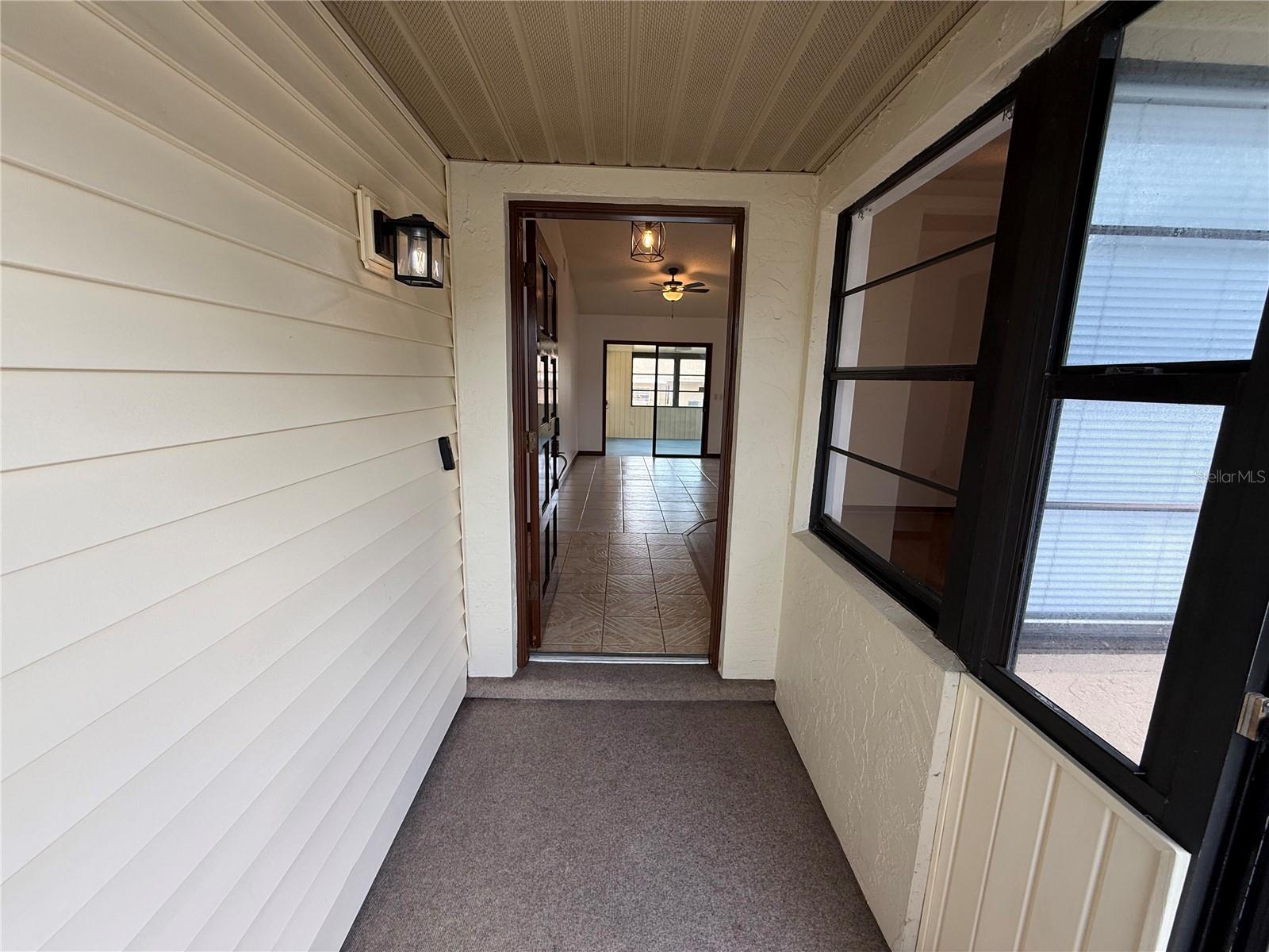 15120 Sw 35th Cir Property Photo 4