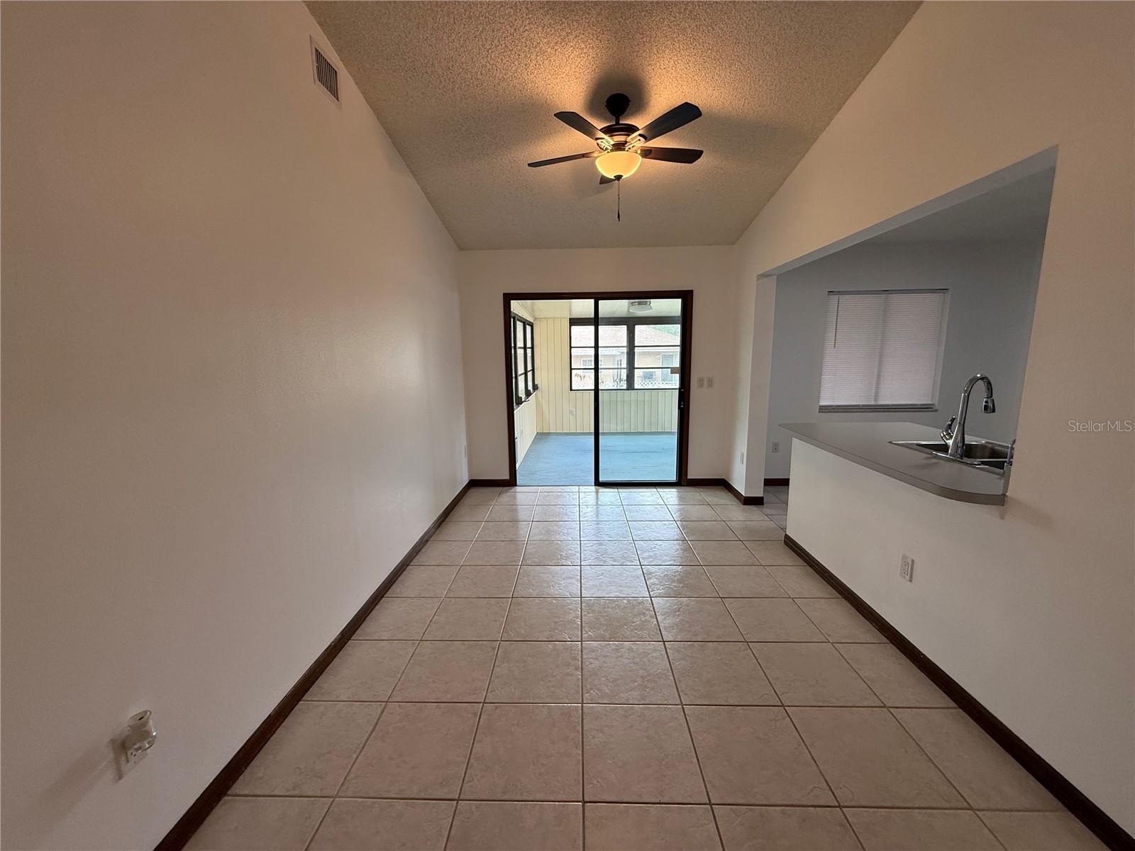 15120 Sw 35th Cir Property Photo 5