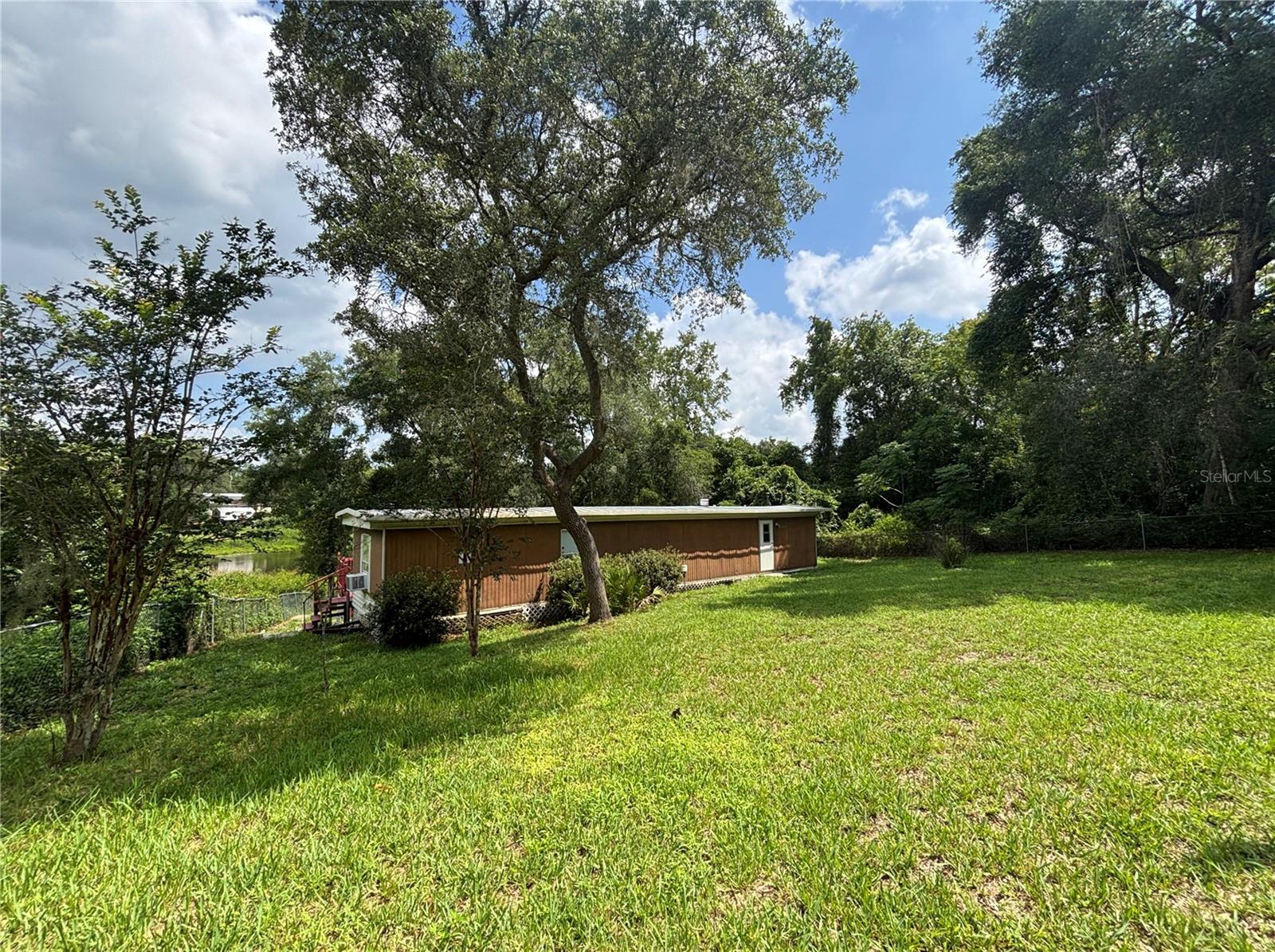 18225 SE 22ND PL Property Photo 1