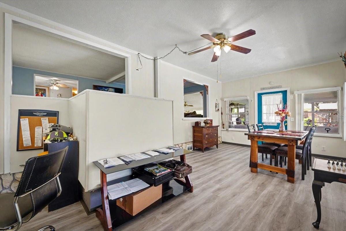 104 Edgewater Rd Property Photo 30
