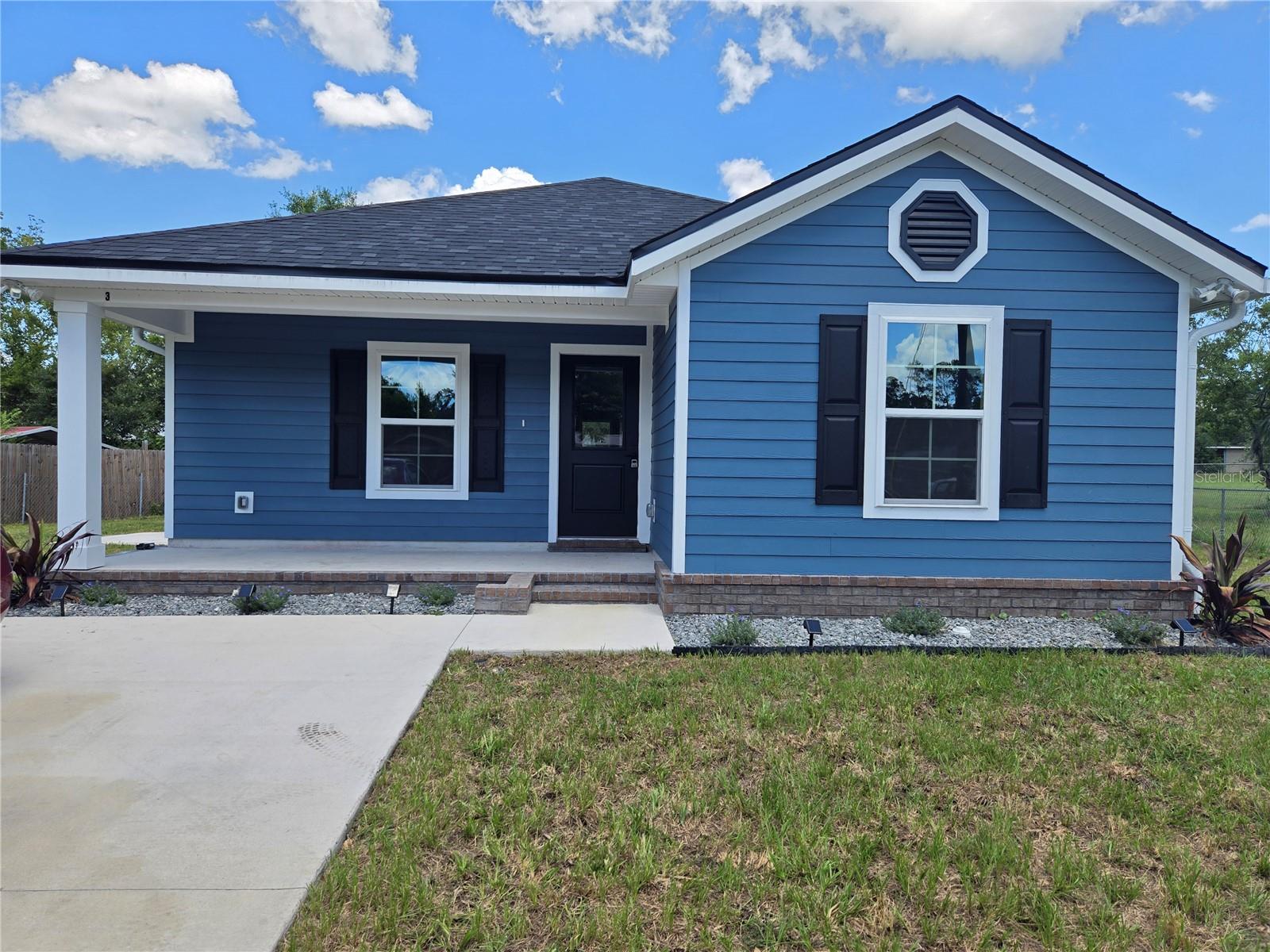 4437 BESSIE CIR E Property Photo 1