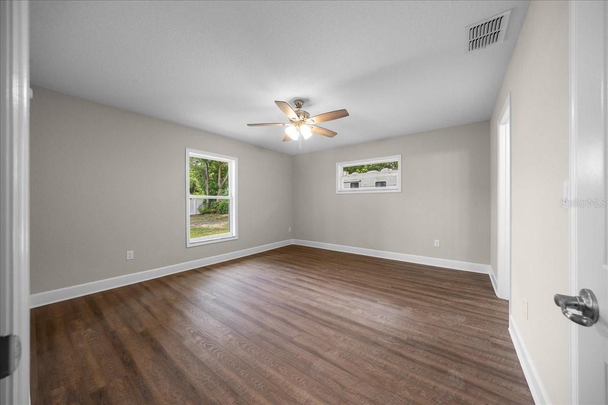 13556 Se 102nd Ct Property Photo 18