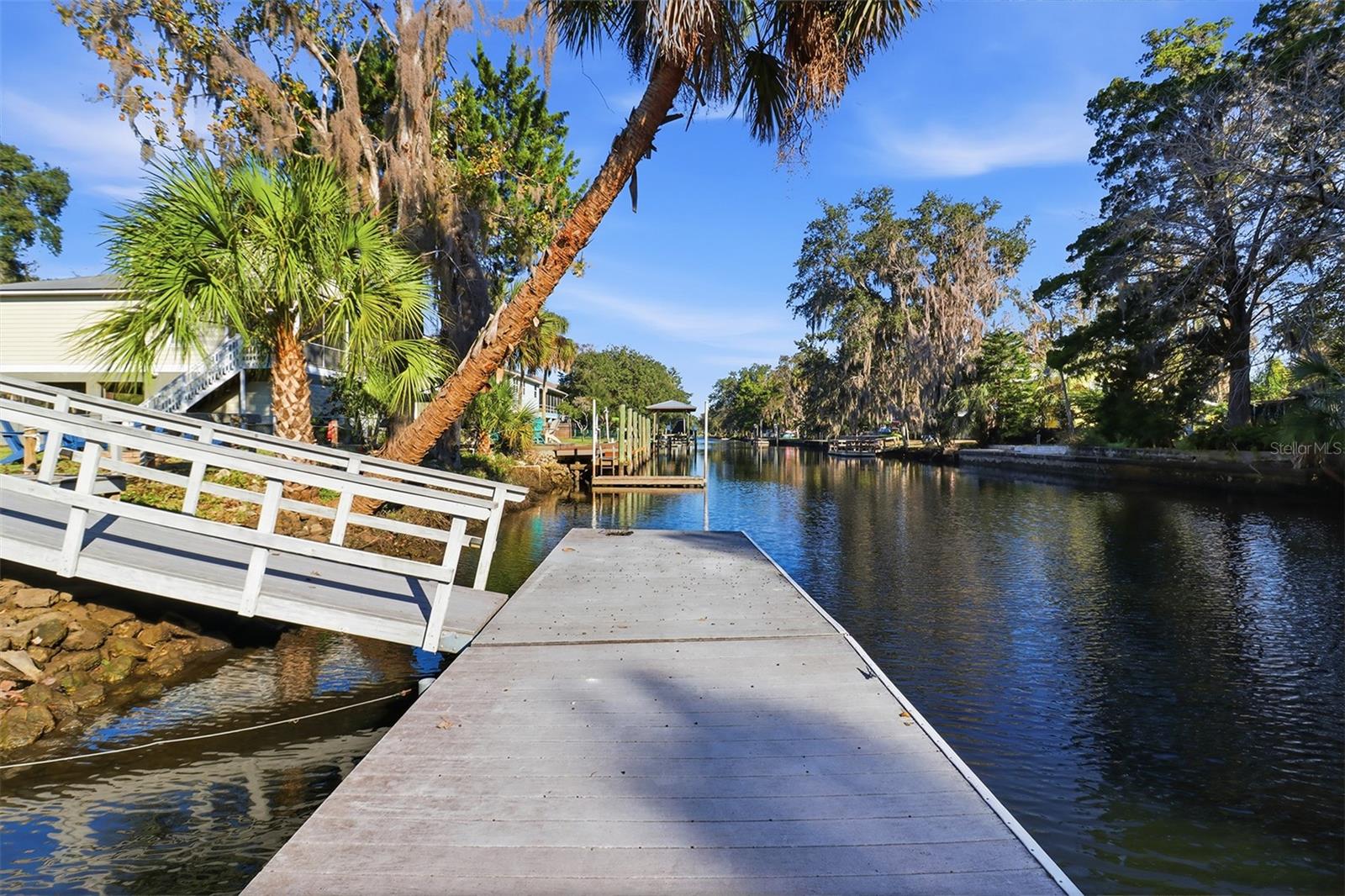 3619 N Suwannee Pt Property Photo 4