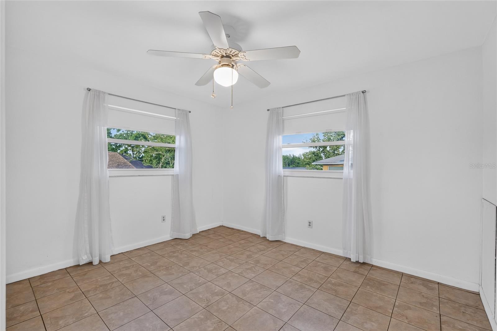 3705 N Honeylocust Dr Property Photo 42