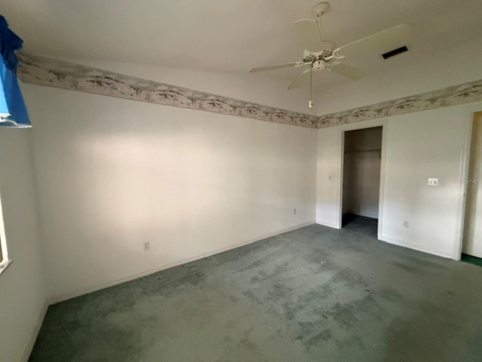 208 Aragon Ln Property Photo 8