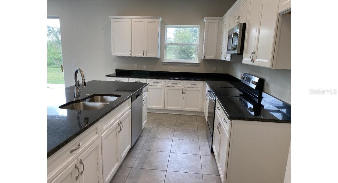 5637 Abelman Rd Property Photo 3