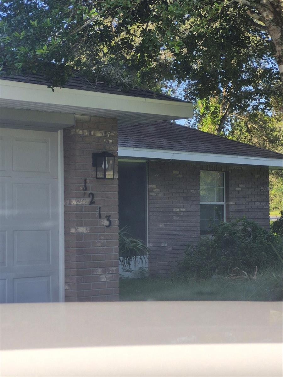 1213 W SORRENTO DR Property Photo 1