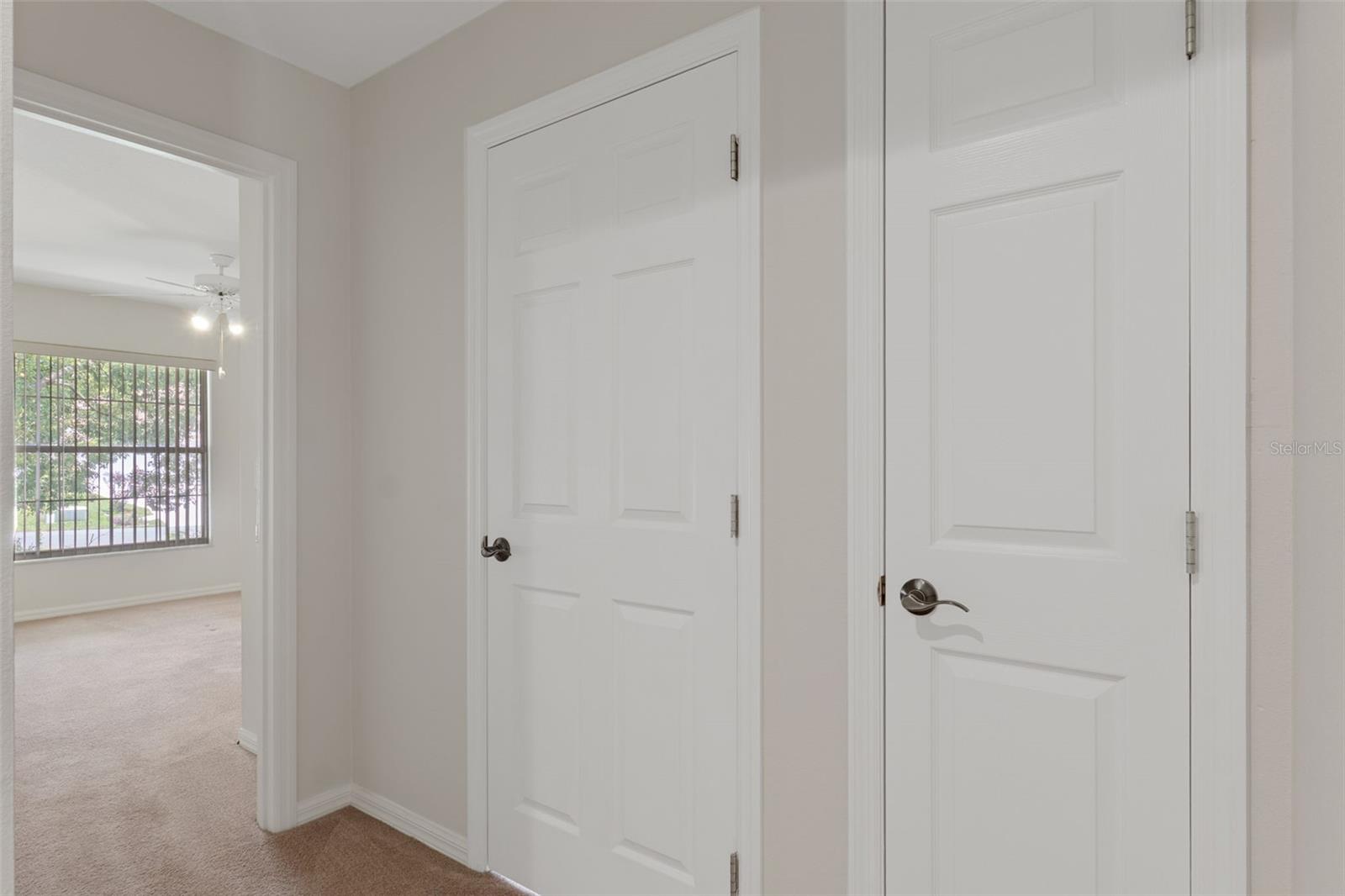 978 W Colbert Ct Property Photo 25