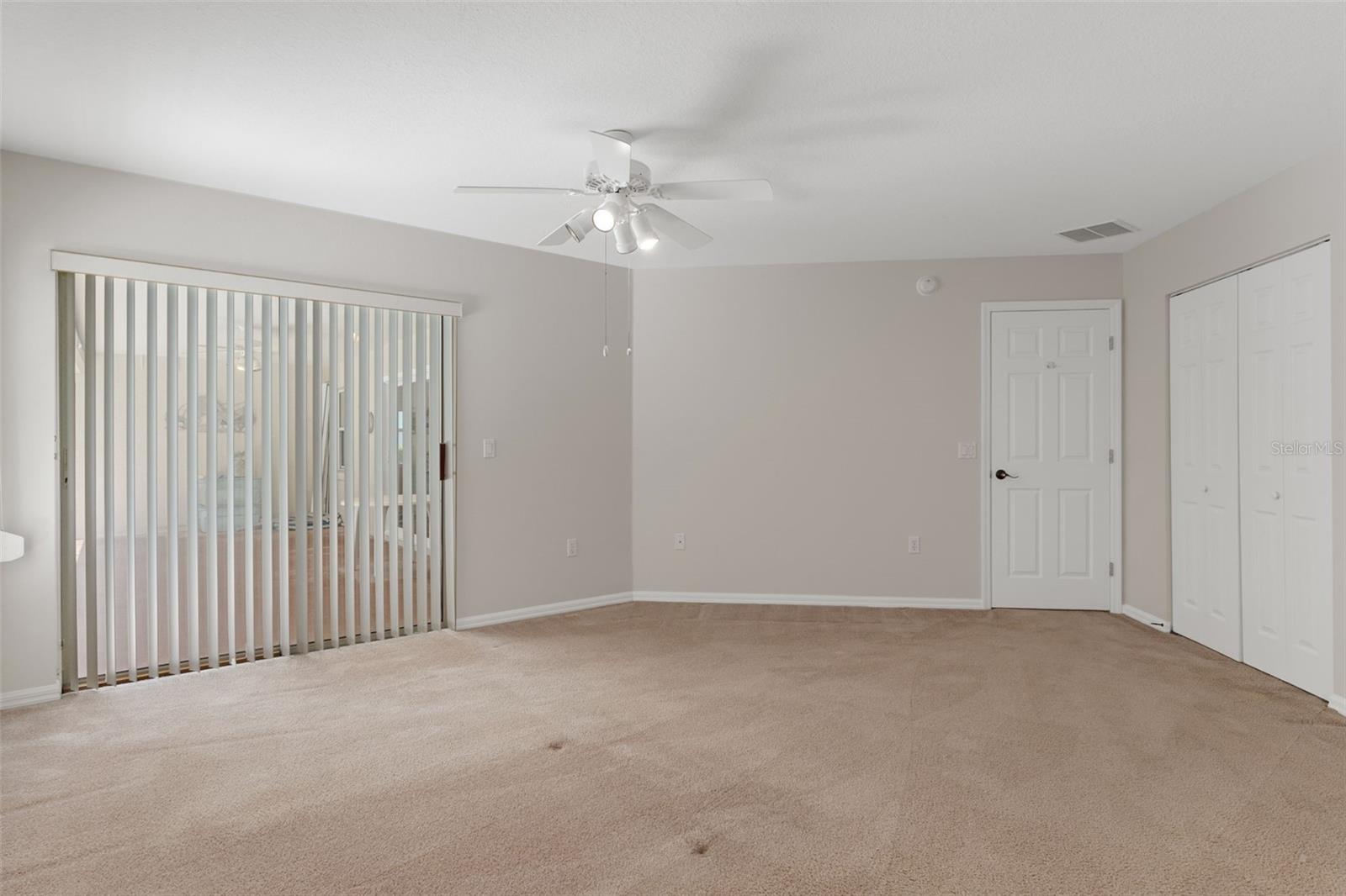 978 W Colbert Ct Property Photo 37