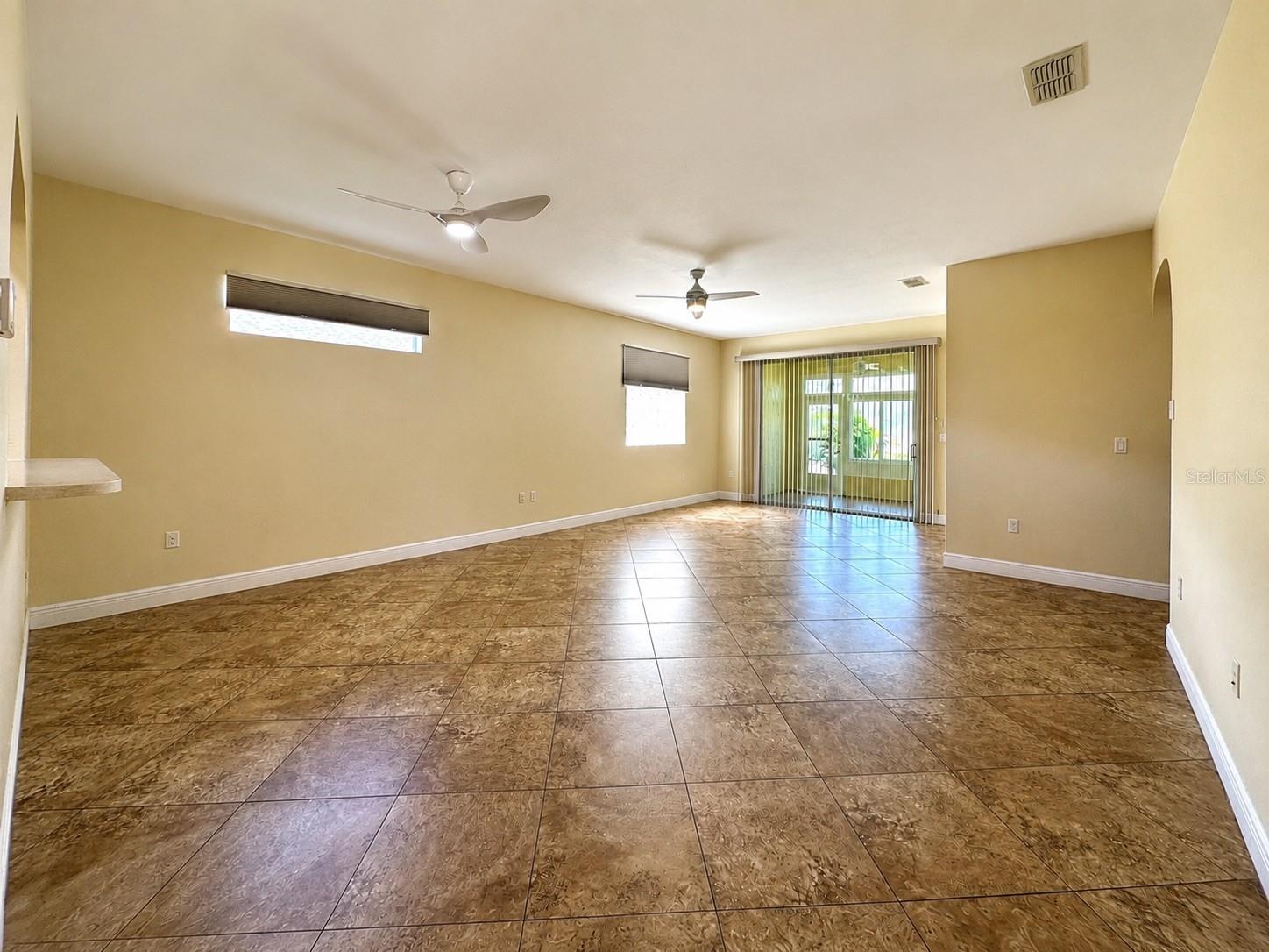 8394 Sw 82nd Loop Property Photo 2