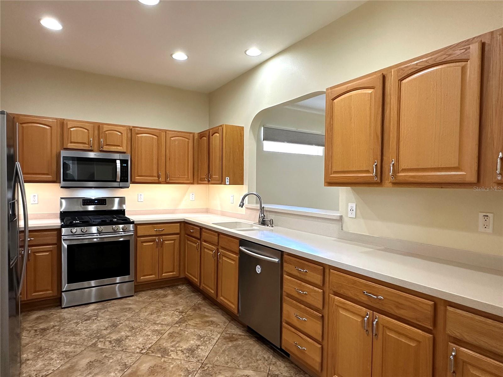 8394 Sw 82nd Loop Property Photo 5
