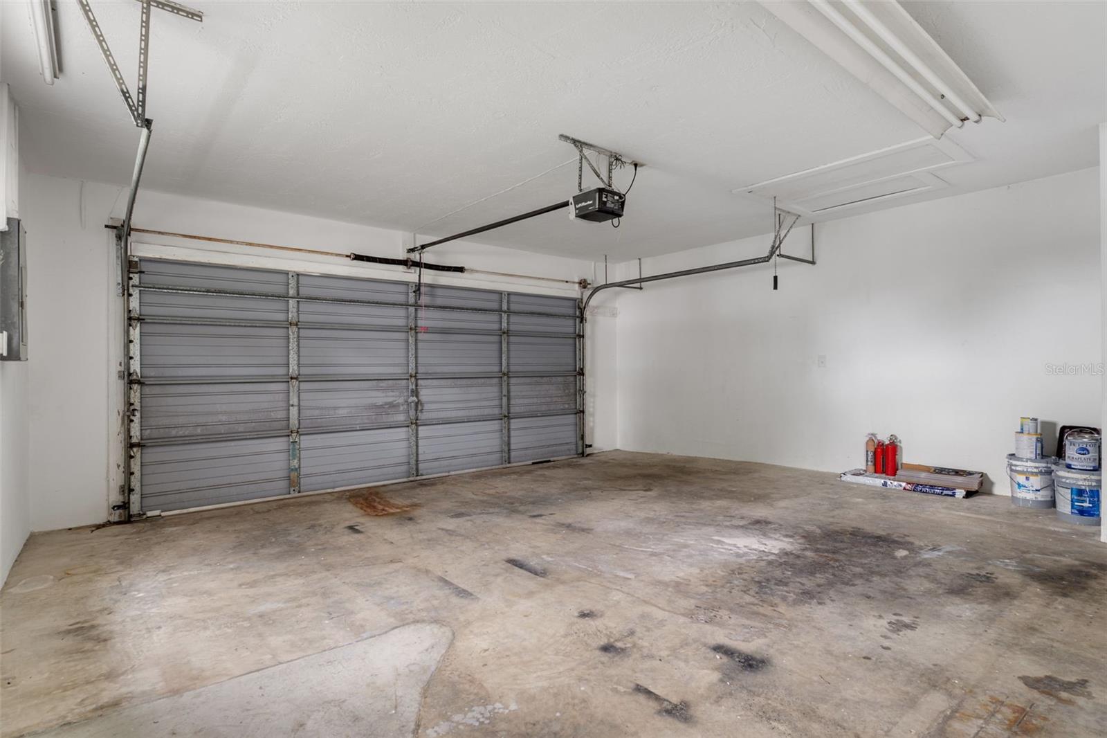 211 S Davis St Property Photo 35