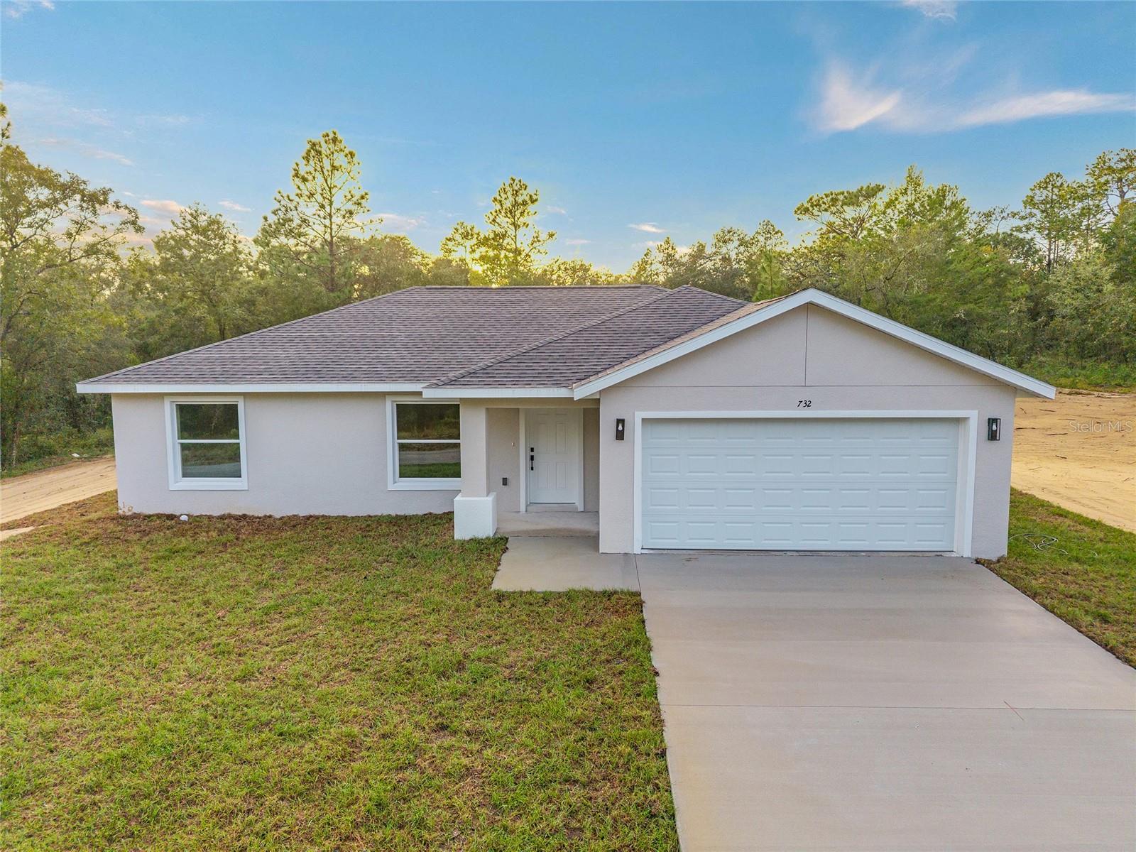 2892 SW HARBOR HILLS RD Property Photo 1
