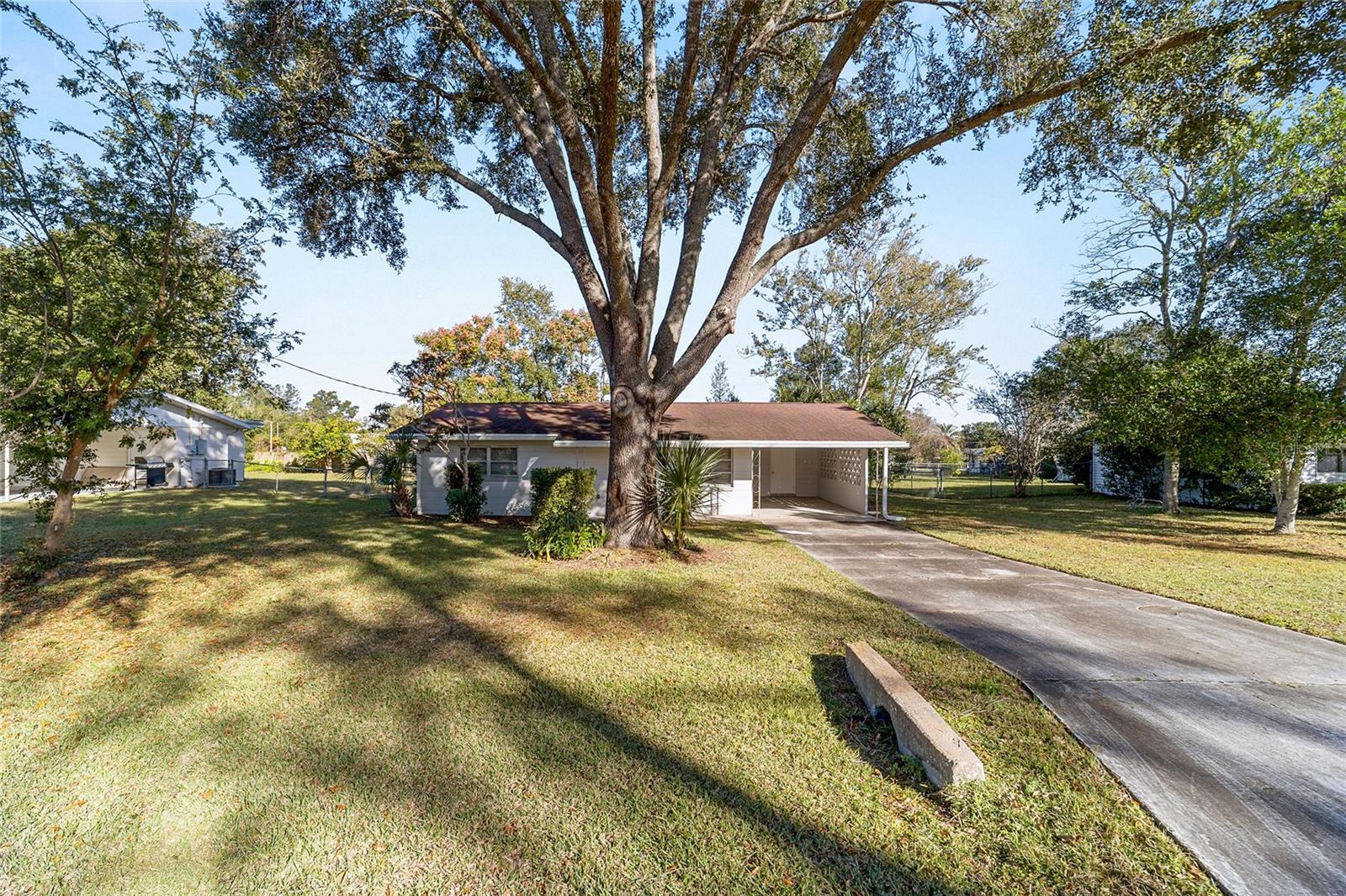 21529 Sw Honeysuckle St Property Photo 9