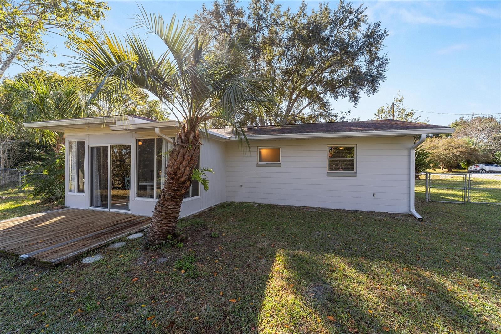21529 Sw Honeysuckle St Property Photo 36