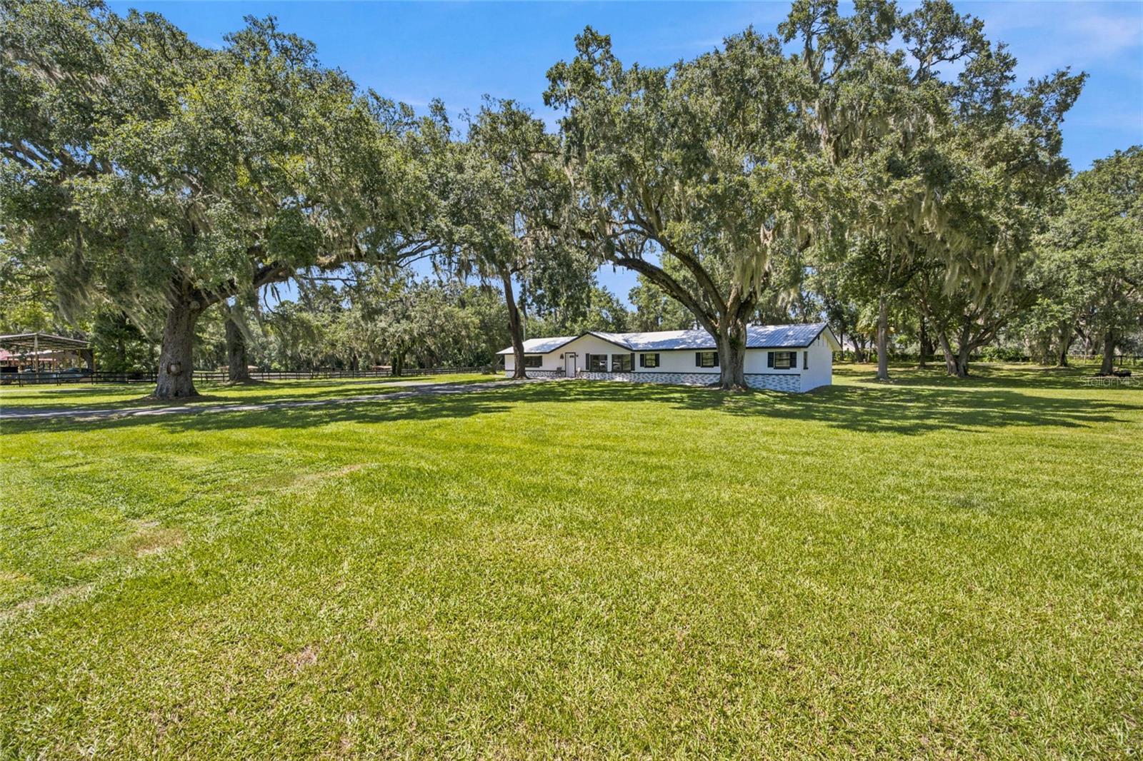 3875 Se 118th Ln Property Photo 44