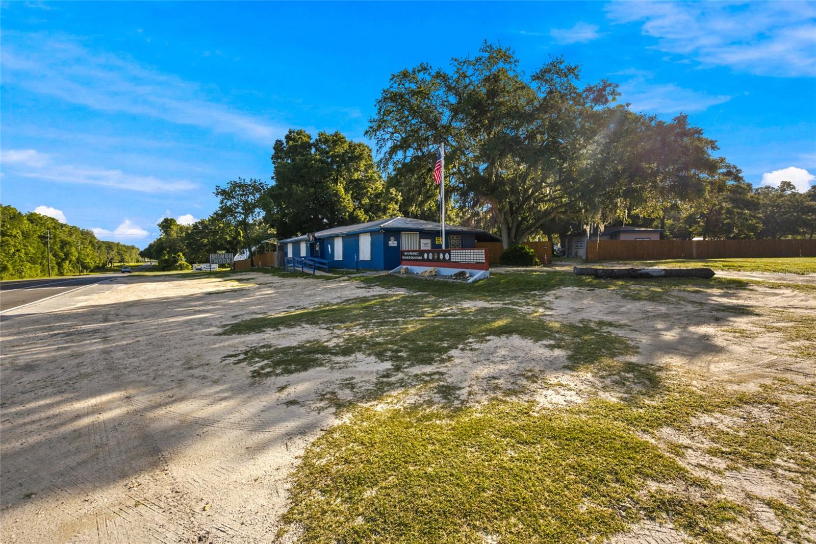 3025 S Us Highway 41 Property Photo 6