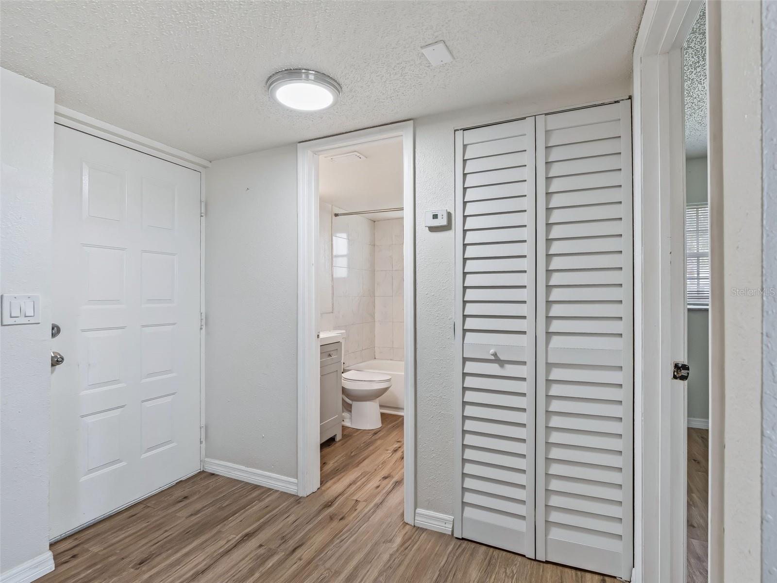 563 Midway Trak #k203 Property Photo 18