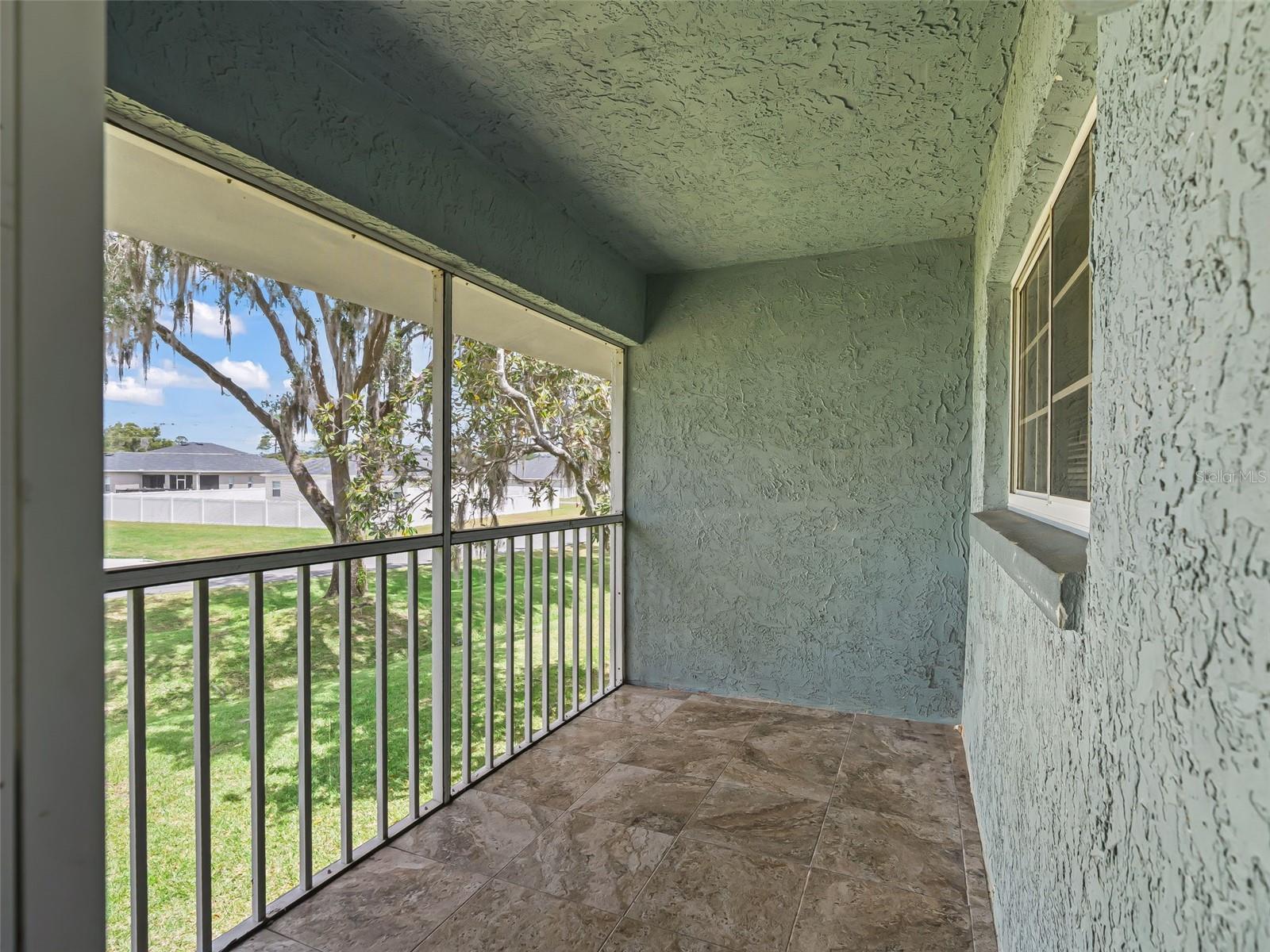 563 Midway Trak #k203 Property Photo 23