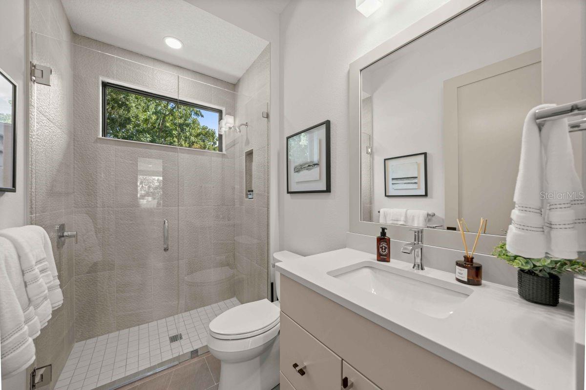 1680 Se 20th Ave Property Photo 13