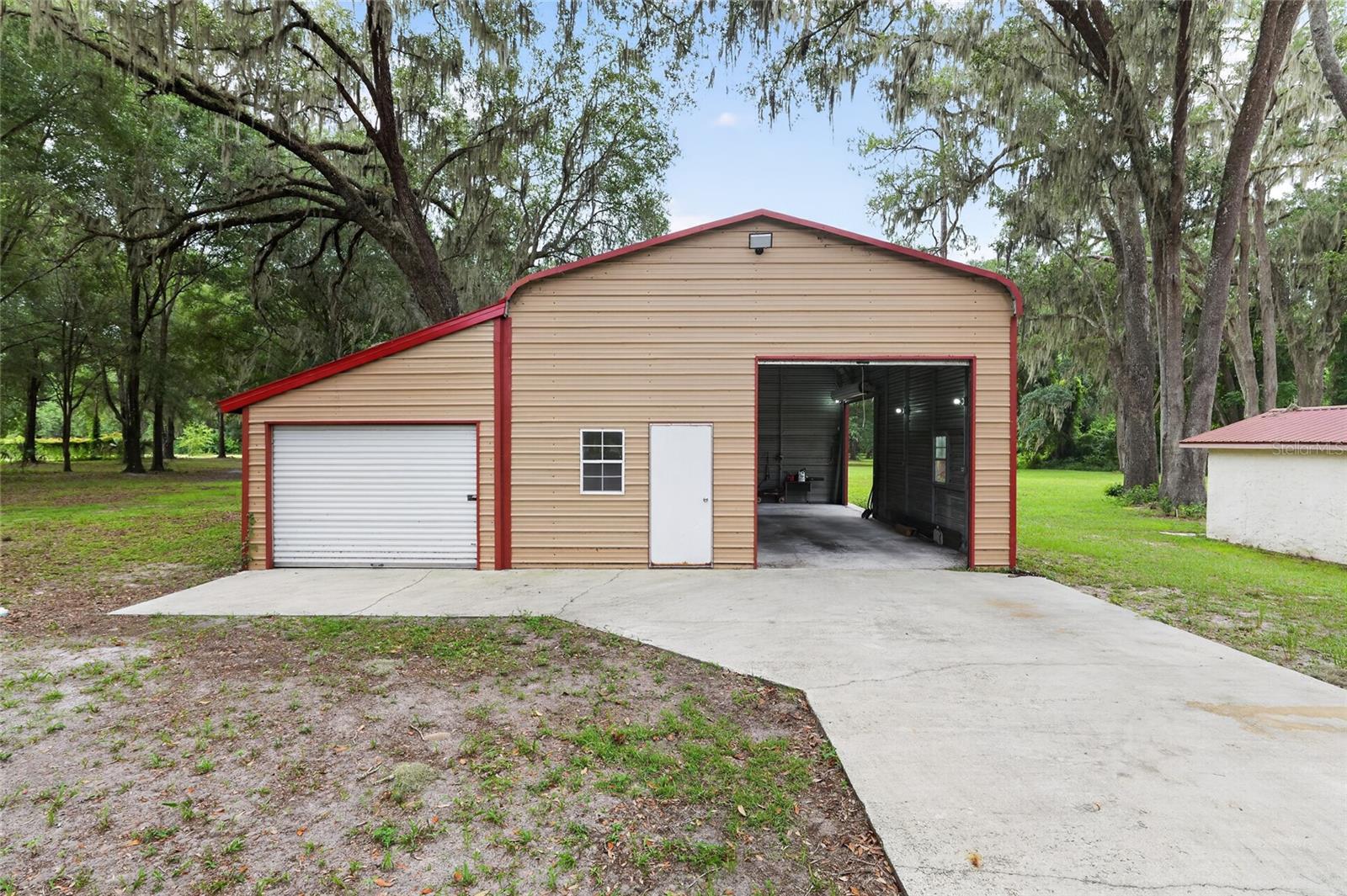 18741 N Us Highway 301 Property Photo 3