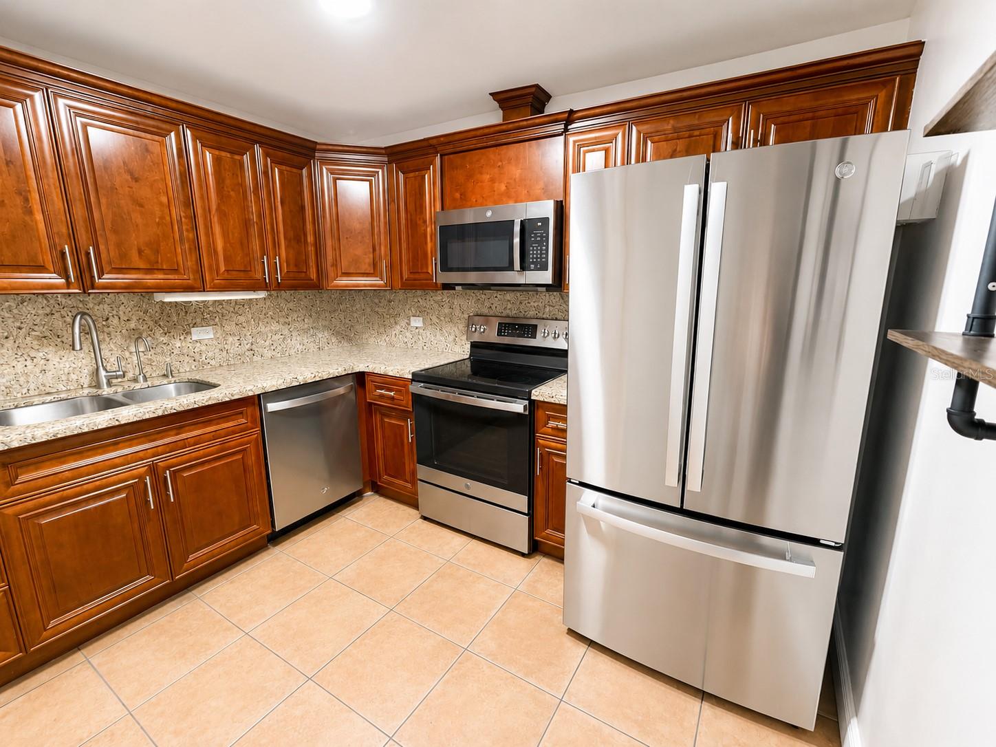 1201 S Ocean Dr #314s Property Photo 3