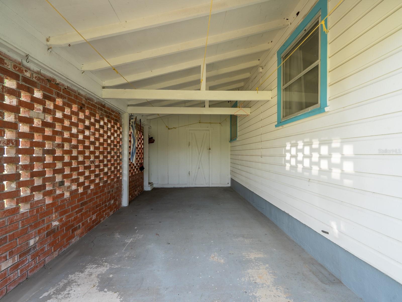 16490 E Highway 316 Property Photo 6
