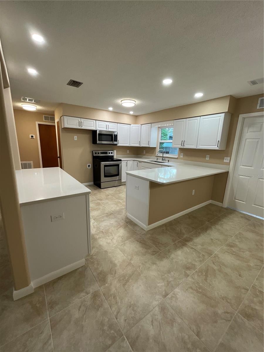 9359 Bahia Rd Property Photo 5