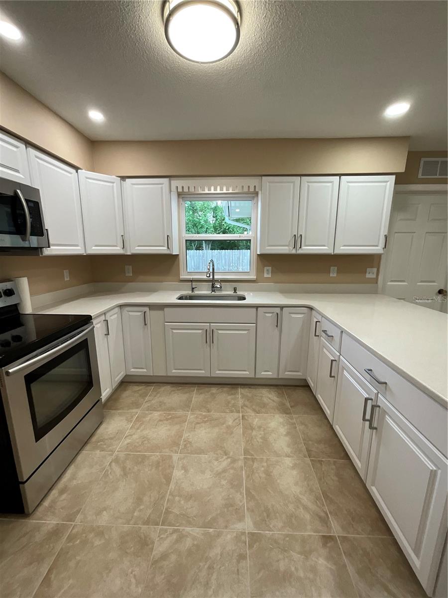 9359 Bahia Rd Property Photo 7