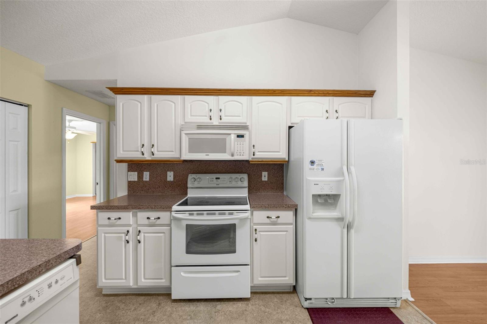 8459 Sw 60th Ct Property Photo 9
