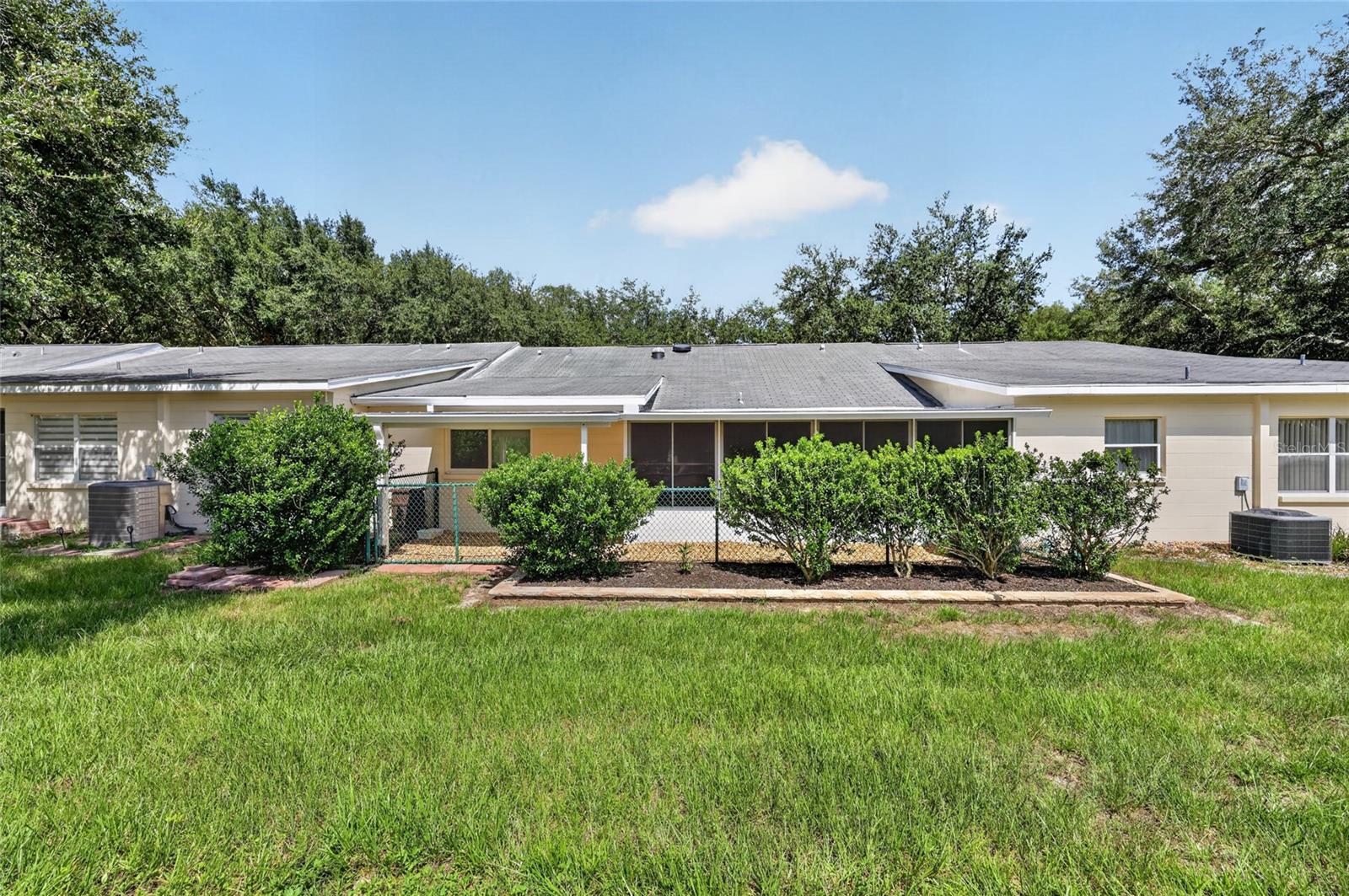 9690 Sw 95th Ter #b Property Photo 5