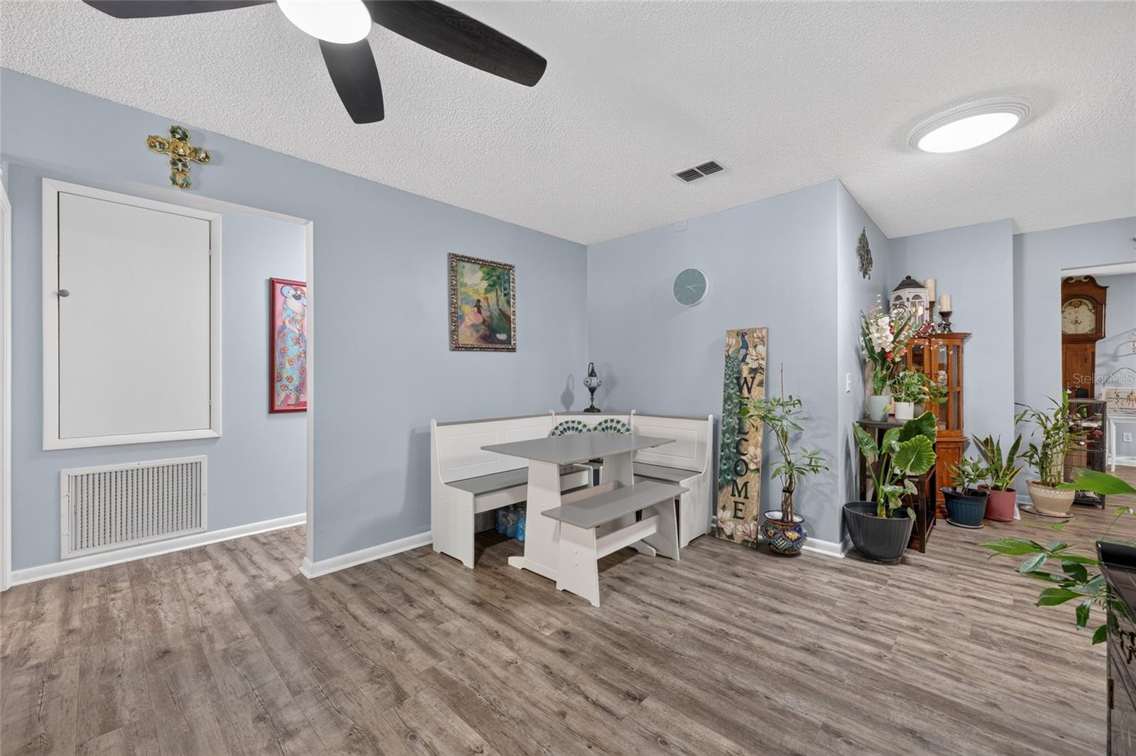 9690 Sw 95th Ter #b Property Photo 15