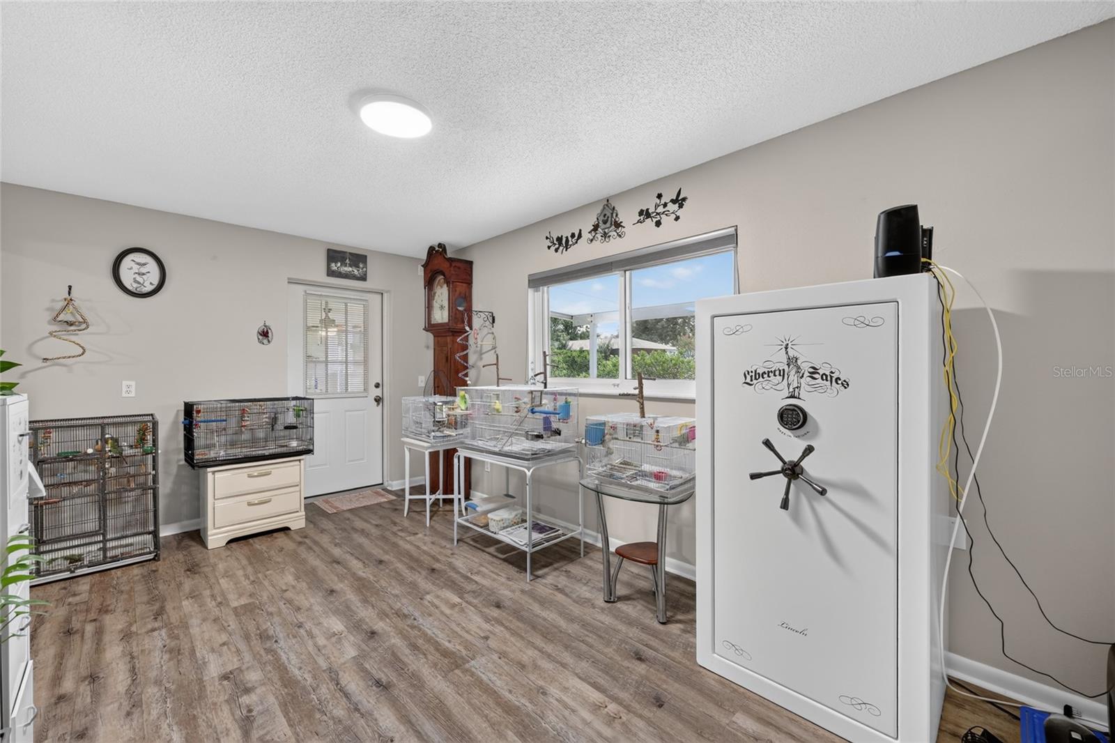 9690 Sw 95th Ter #b Property Photo 33