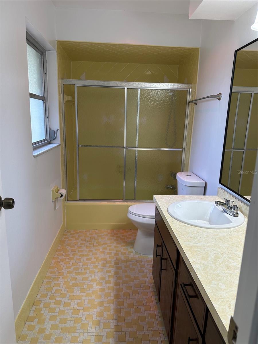 470 Lake Rd Property Photo 22