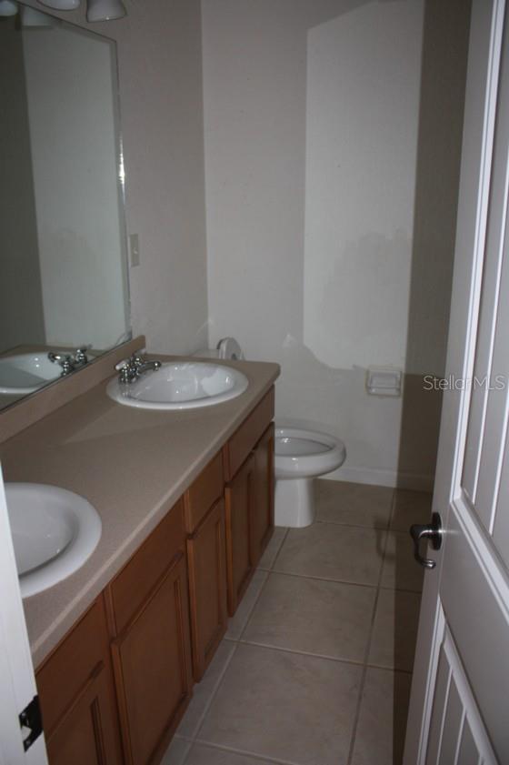 2935 Ne 7th St #207 Property Photo 6