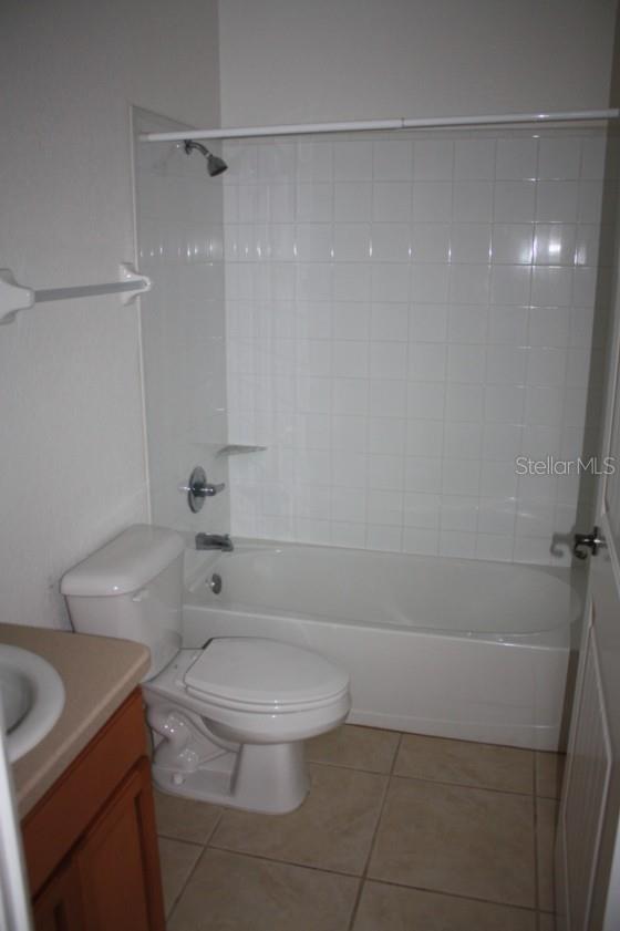 2935 Ne 7th St #207 Property Photo 8
