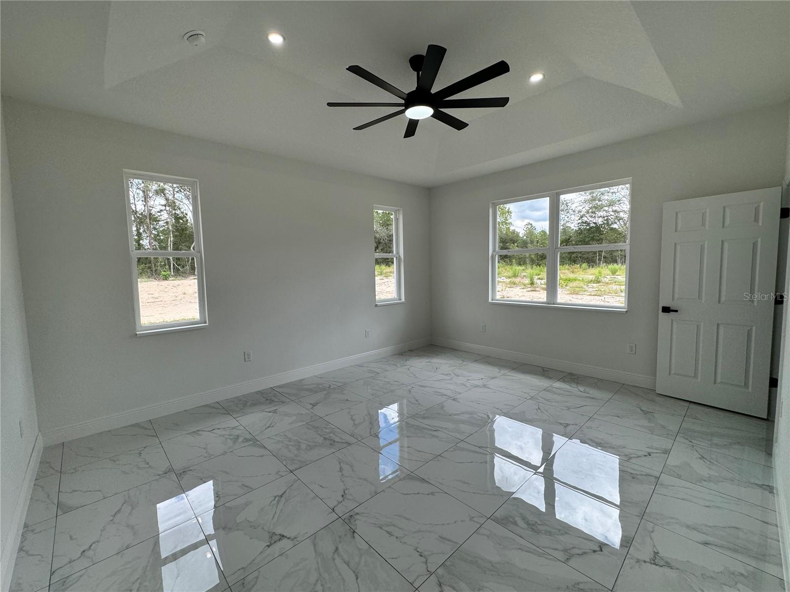 12423 Sw 67th Ln Property Photo 15