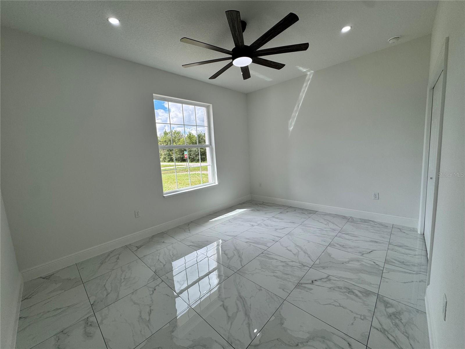 12423 Sw 67th Ln Property Photo 17