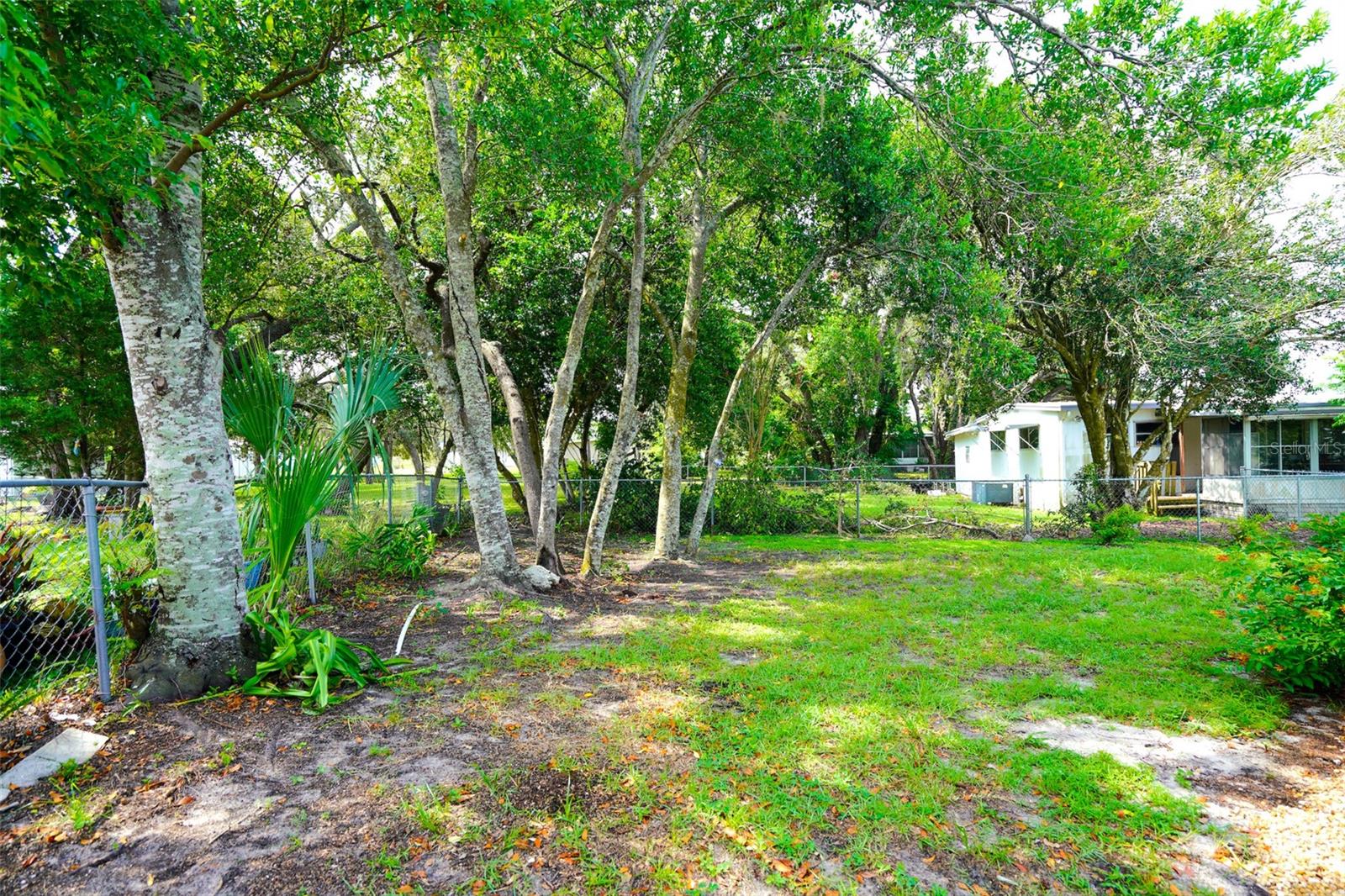 8114 Western Circle Dr Property Photo 32
