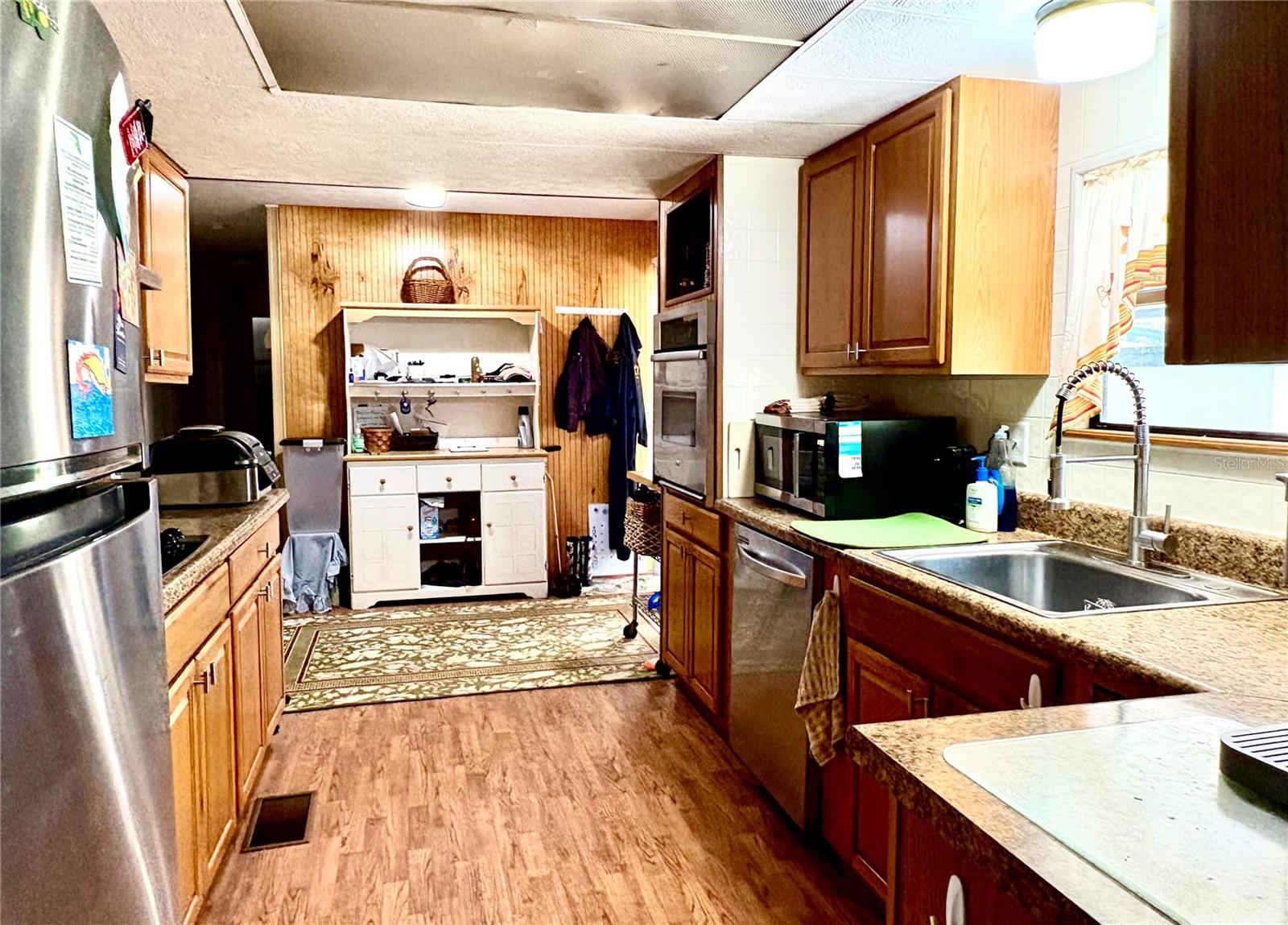 10780 S Flutter Ter Property Photo 9