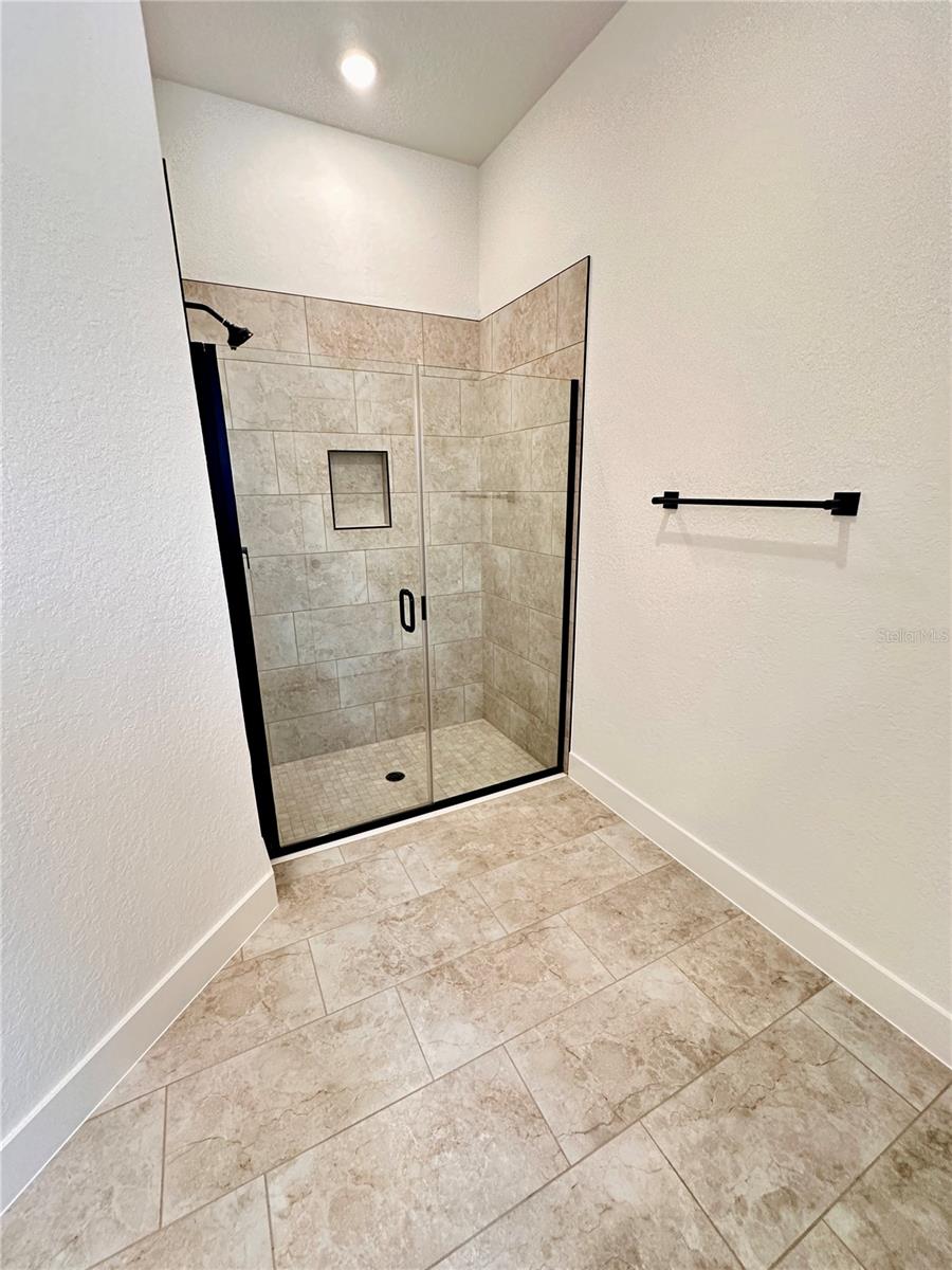 4493 Ne 31st Pl Property Photo 13