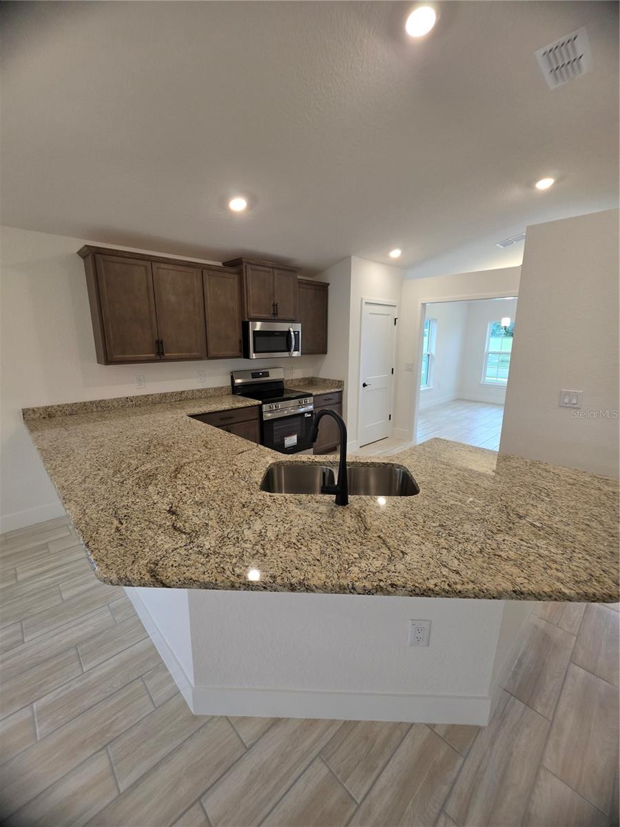 12468 Langley Dr #lot 84 Property Photo 6
