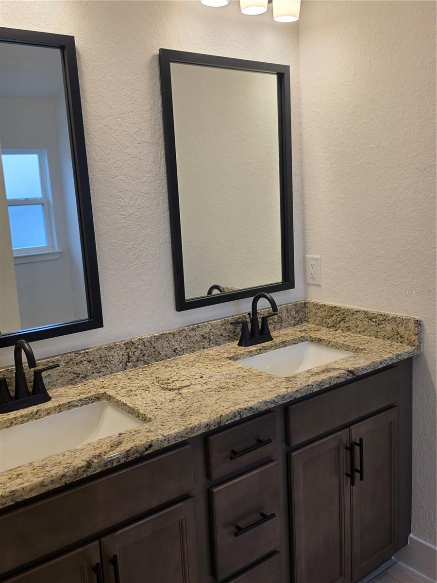 12468 Langley Dr #lot 84 Property Photo 10