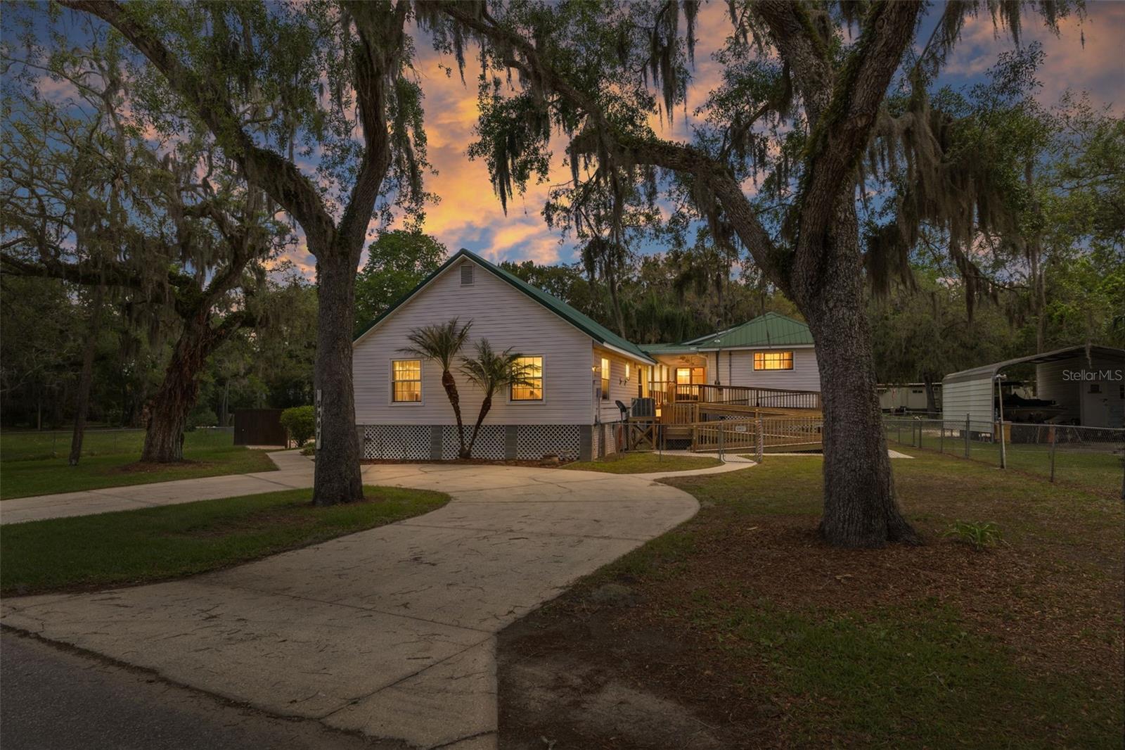 5447 S Boulevard Dr Property Photo 3