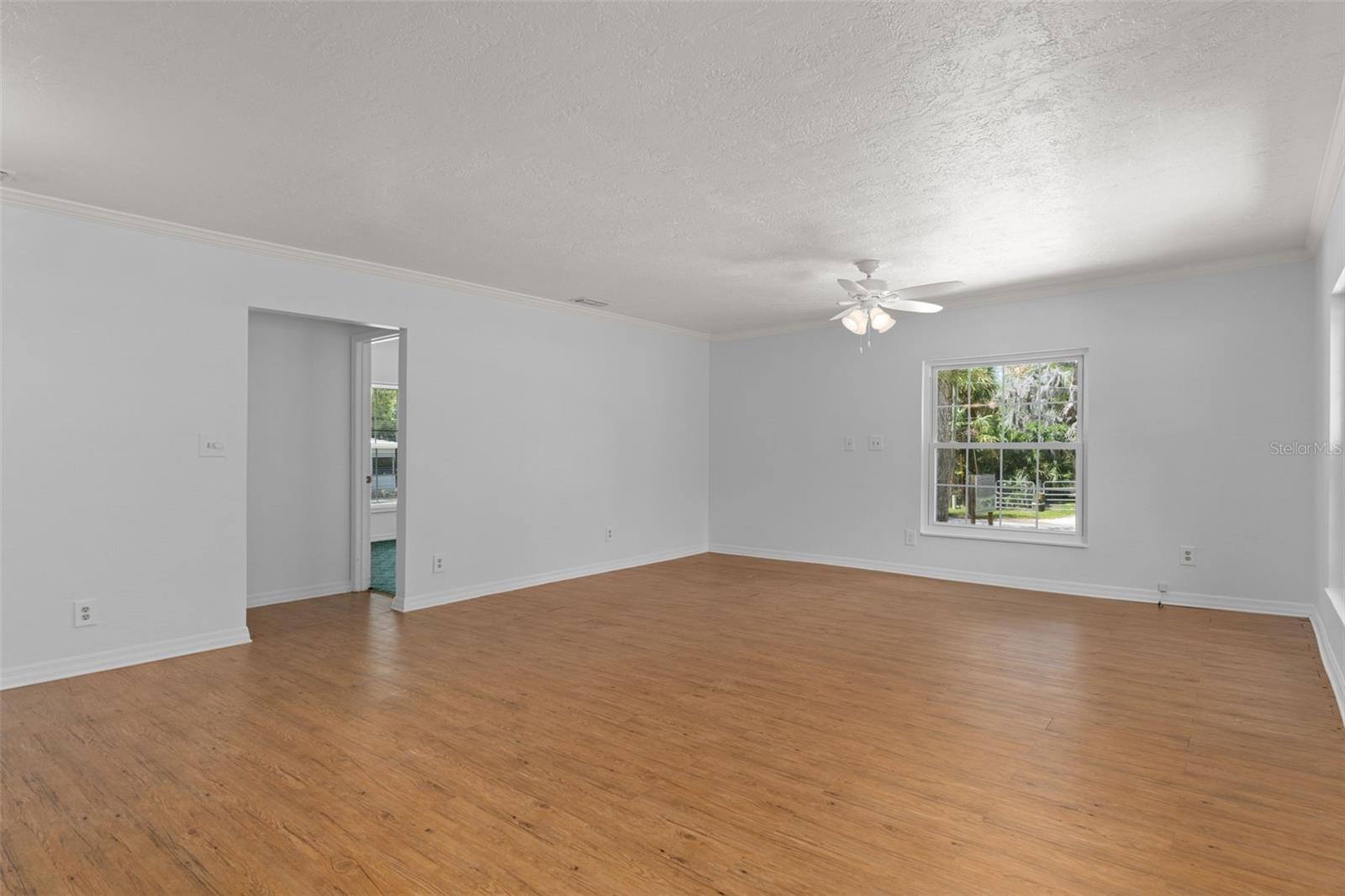 5447 S Boulevard Dr Property Photo 13