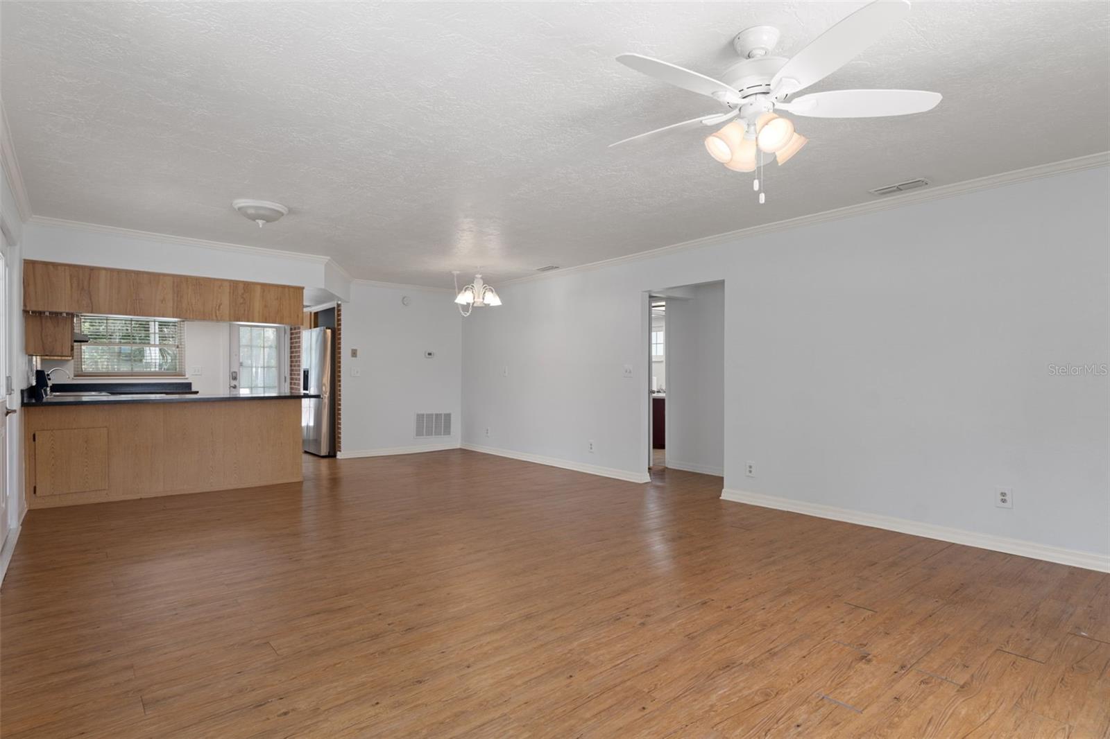5447 S Boulevard Dr Property Photo 15