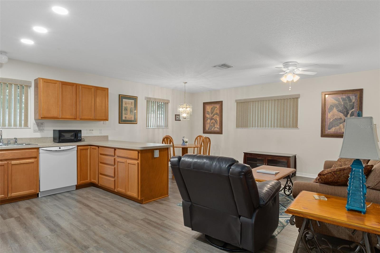 5447 S Boulevard Dr Property Photo 33