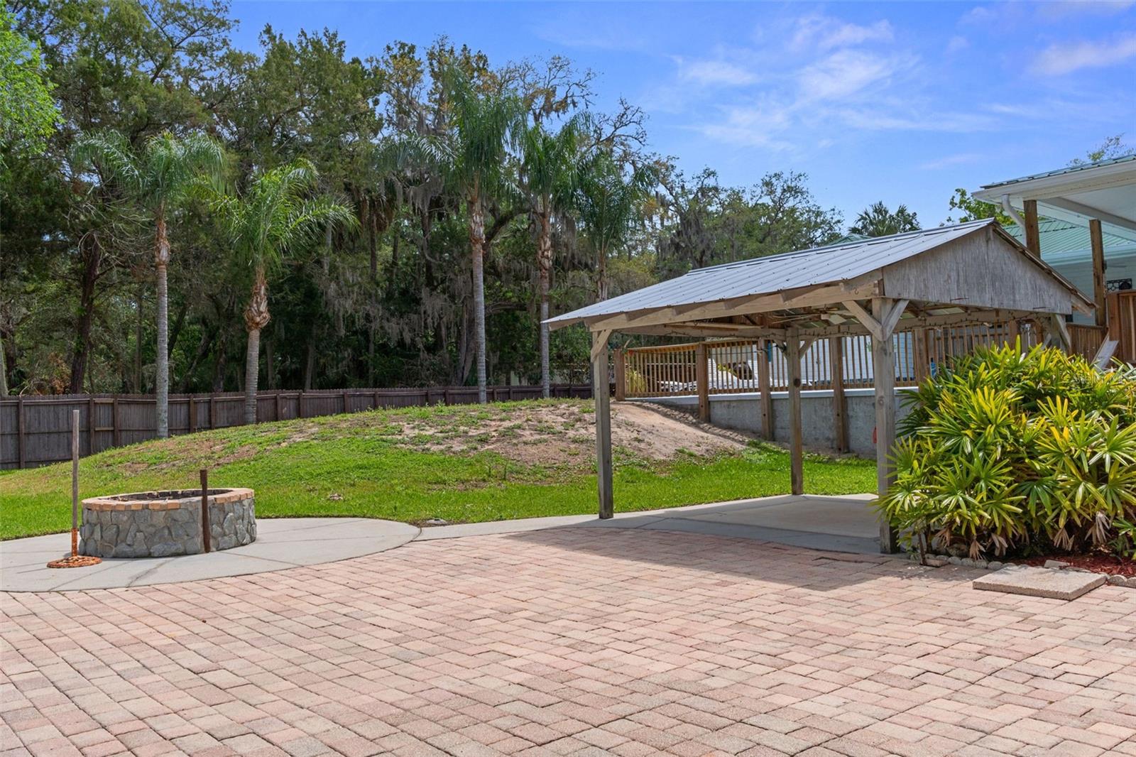 5447 S Boulevard Dr Property Photo 57