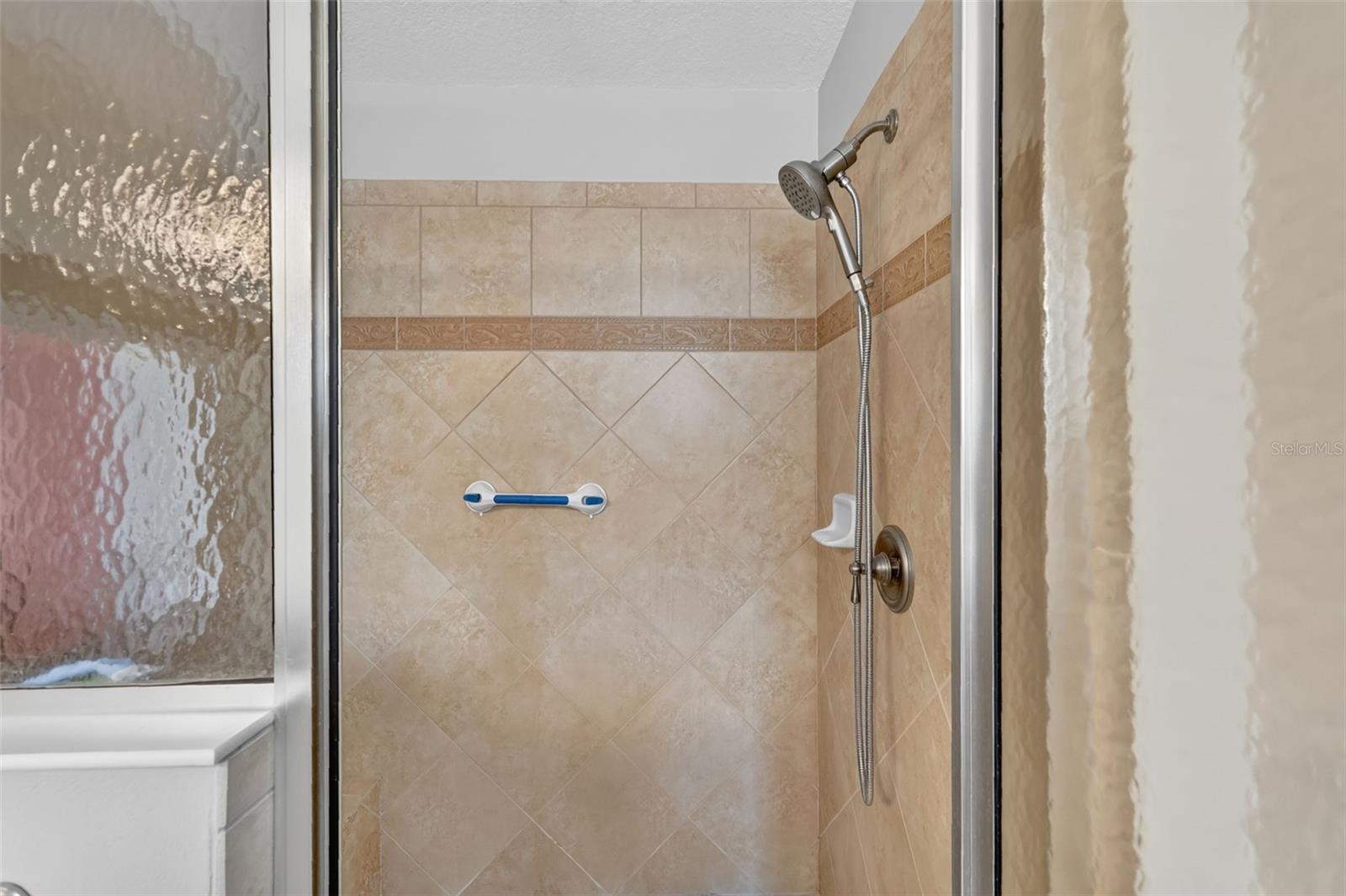 26860 White Plains Way Property Photo 22