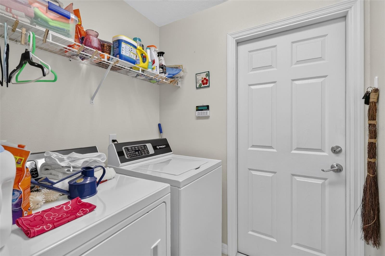 26860 White Plains Way Property Photo 26